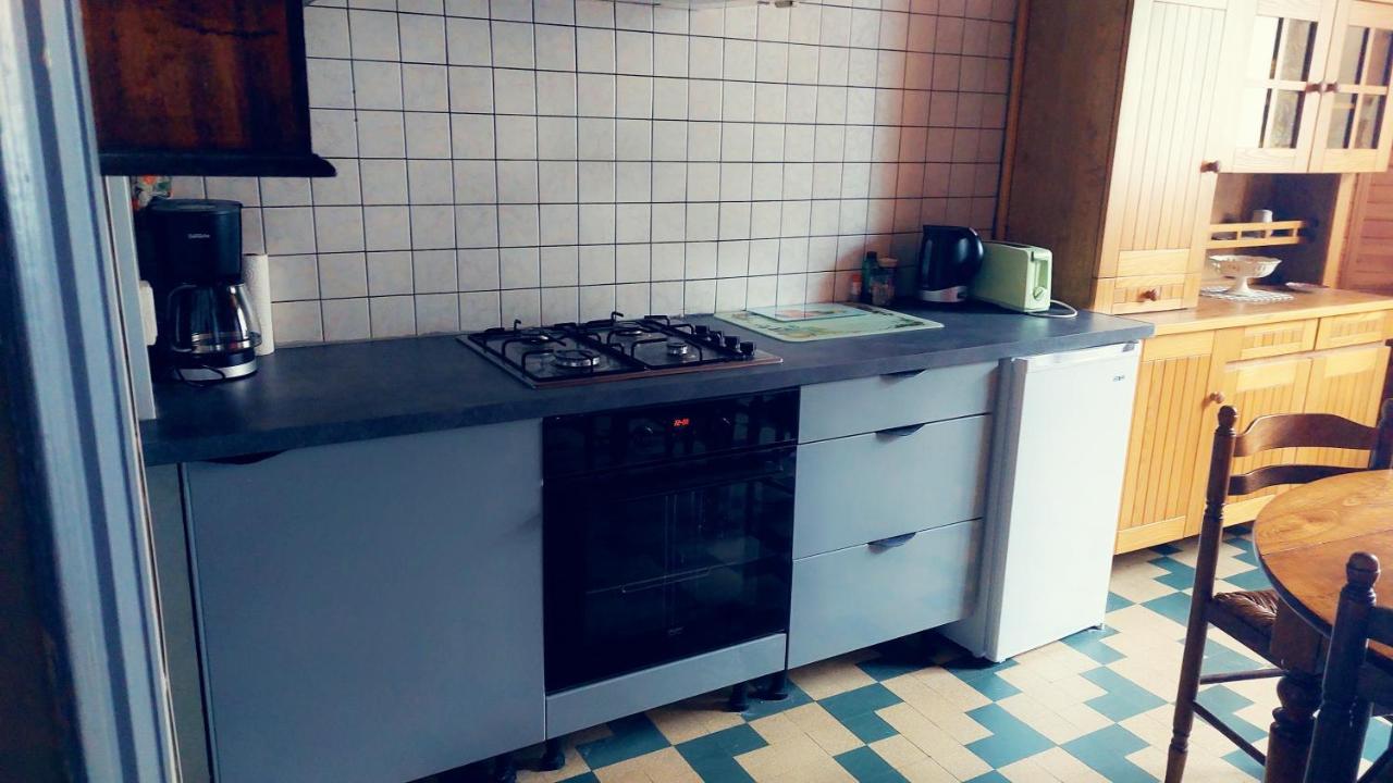 Maison Confortable Avec Vue Sur La Montagne A Charix Εξωτερικό φωτογραφία